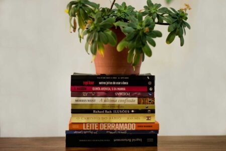 Como ganhar dinheiro com livros
